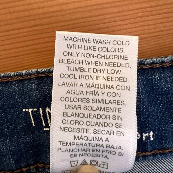 Time and Tru Classic Blue Jean Shorts Size 12 EUC - Picture 5 of 6